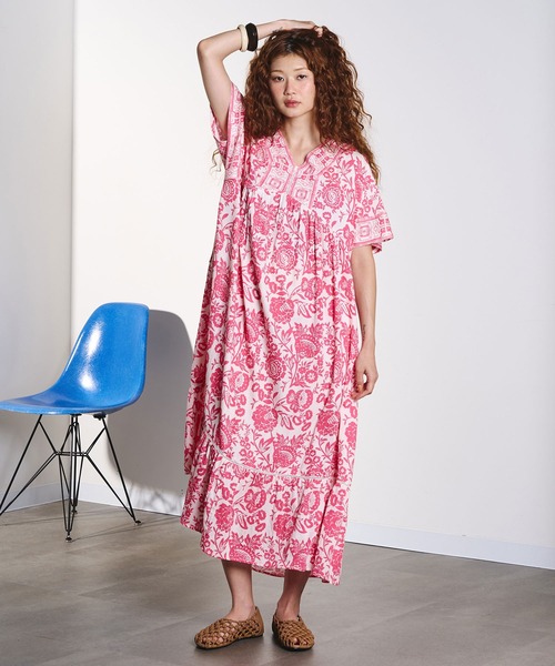 HLAADA(フラーダ)の「HLAADA for ROSEBUD/FLOWER PRINT DRESS(ワンピース・レディース・レッド/マルチ・ONE SIZE)」の2枚目の写真