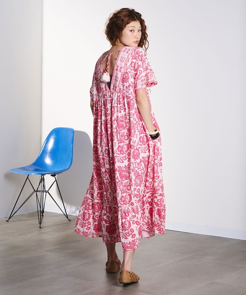 HLAADA(フラーダ)の「HLAADA for ROSEBUD/FLOWER PRINT DRESS(ワンピース・レディース・レッド/マルチ・ONE SIZE)」の7枚目の写真
