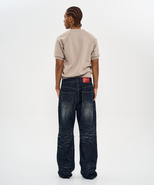WORLDDILEMA（ワールドジレンマ）の「QUEEN EMBROIDERY CROP HALF SWEATSHIRT (KHAKI GREY)（スウェット・レディース・アッシュグレー・44/48）」の5枚目の写真