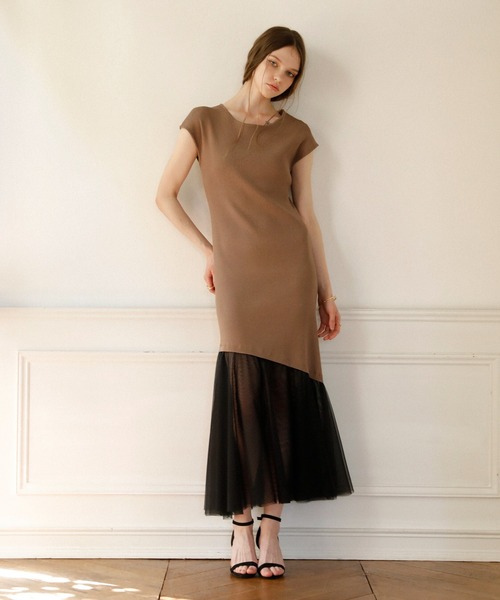 MIELI INVARIANT(ミエリインヴァリアント)の「Contrast Brenda Dress(ワンピース・レディース・ブラック/モカ/アイボリー・FREE)」の3枚目の写真