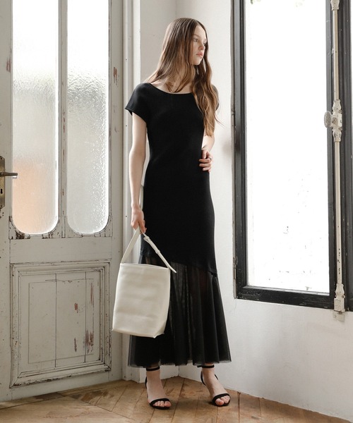 MIELI INVARIANT(ミエリインヴァリアント)の「Contrast Brenda Dress(ワンピース・レディース・ブラック/モカ/アイボリー・FREE)」の7枚目の写真