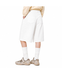 BTB : SNAP BOTTON BERMUDA SHORTS [SOFT WHITE]