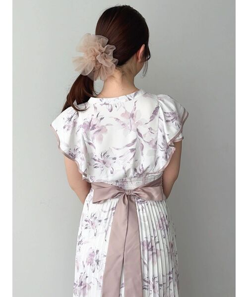 dazzlin(ダズリン)の「ストライプフラワーワンピース(ワンピース・レディース・アイボリー/ブルー/ピンク・SMALL/MEDIUM)」の19枚目の写真
