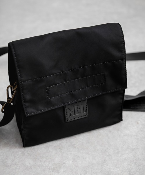 MEI(メイ)の「MEI メイ MINI SHOULDER ミニショルダーフラップバッグ(ショルダーバッグ・メンズ・ブラック・FREE)」の20枚目の写真