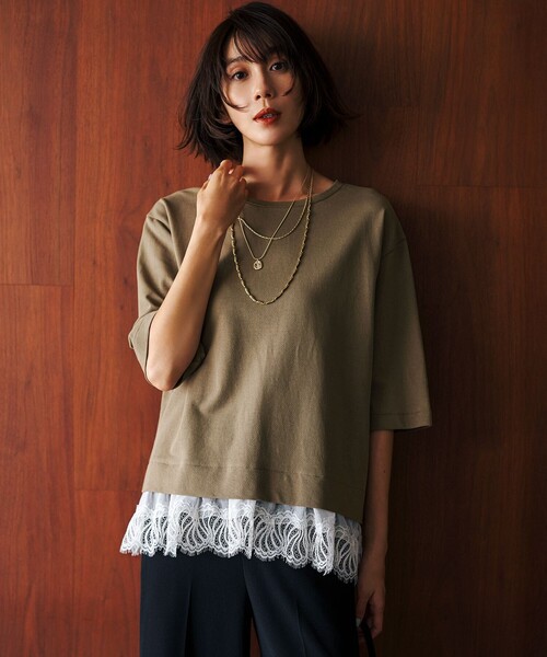 23区 L（ニジュウサンクオオキイサイズ）の「レースヘムレイヤード コンビ カットソー（Tシャツ/カットソー・レディース・ベージュ系/オリーブ系/グレー系・44/46）」の3枚目の写真