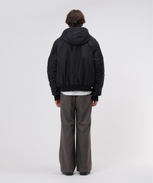 Alpha Industries（アルファインダストリーズ）の「Alpha Industries/アルファインダストリーズ/OXFORD MA-1 HOODED RELAXED FIT FLIGHT JACKET/オックスフォードMA-1 フーデッドリラックスフィット フライトジャケット（MA-1・メンズ・ブラック/オリーブ/インディゴブルー・S/M/L/2XL/XL）」の6枚目の写真