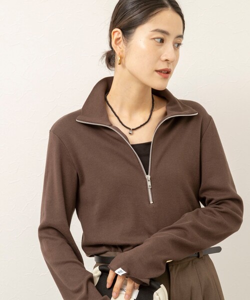 MAQWEL(マクウェル)の「【MAQWEL/マクウェル】COTTON RIB ハーフジッププルオーバー(Tシャツ/カットソー・レディース・ブラック/ブラウン/アイボリー・FREE)」の1枚目の写真