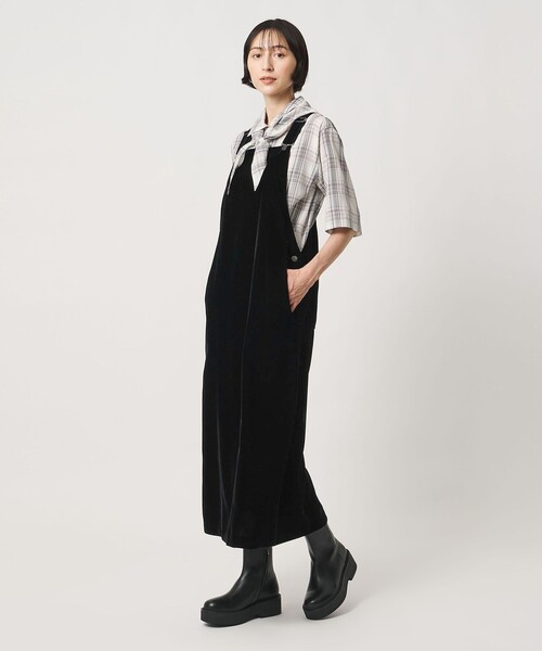 UNITED ARROWS(ユナイテッドアローズ)の「ベルベット サロペット スカート(サロペット/オーバーオール・レディース・ネイビー/ブラック・38/36)」の1枚目の写真