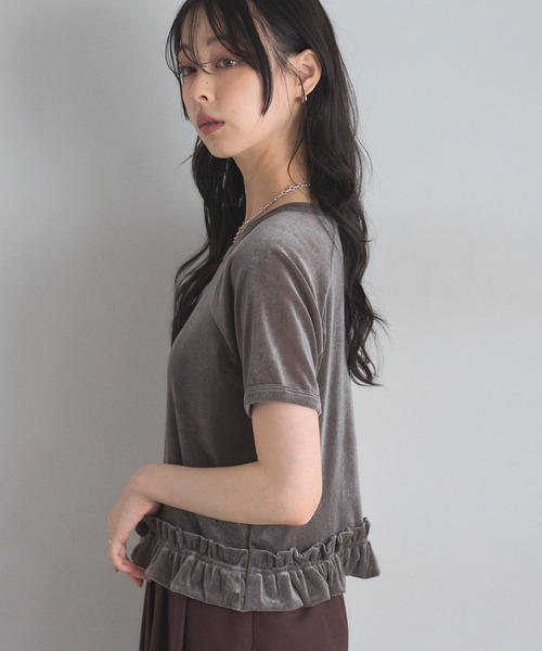 &. NOSTALGIA(アンドドットノスタルジア)の「シアーフロッキー裾フリルTシャツ(Tシャツ/カットソー・レディース・オフホワイト/グレー・FREE)」の14枚目の写真