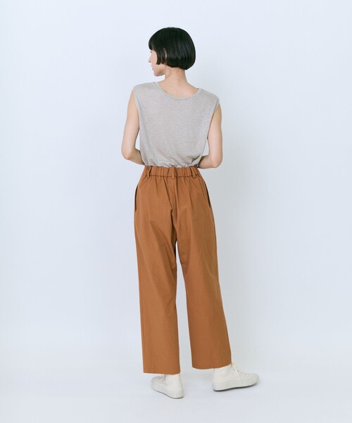 LOISIR(ロワズィール)の「コットンツイルテーパードパンツ(その他パンツ・レディース・キャメル/ネイビー・36/38/40)」の6枚目の写真