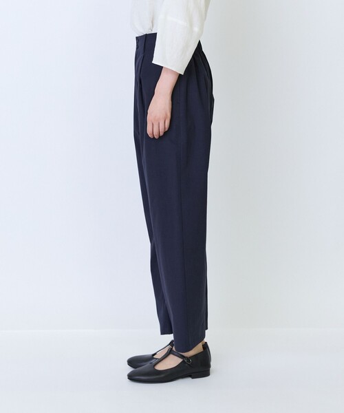 LOISIR(ロワズィール)の「コットンツイルテーパードパンツ(その他パンツ・レディース・キャメル/ネイビー・36/38/40)」の15枚目の写真