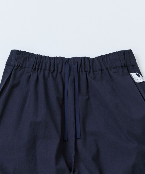 LOISIR(ロワズィール)の「コットンツイルテーパードパンツ(その他パンツ・レディース・キャメル/ネイビー・36/38/40)」の21枚目の写真
