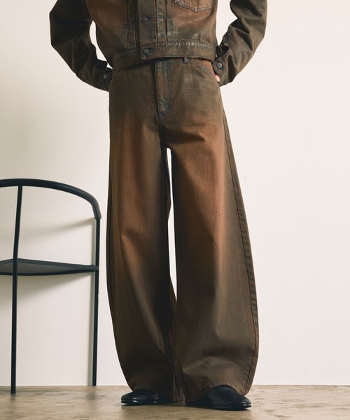 HARE(ハレ)の「【SET UP対応】コーティングカコウデニムパンツ(HARE)(デニムパンツ・メンズ・ブラック/ブラウン・MEDIUM/SMALL)」の2枚目の写真