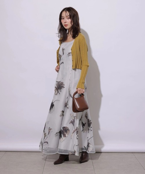 Mystrada(マイストラーダ)の「ミュートフローラキャミワンピース(ワンピース・レディース・チャコールグレー/ピンクベージュ/オフホワイト・38/36)」の19枚目の写真