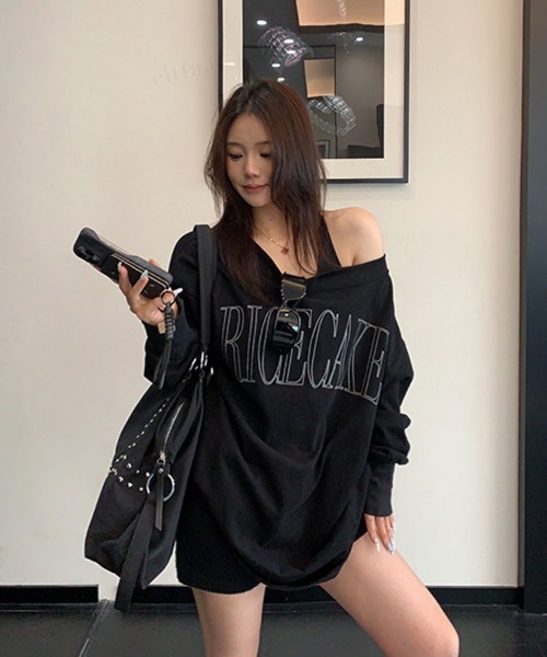 Dalfwin(ダールフィン)の「RICECAKE刺繍ロゴワンショルダー長袖Tシャツ(Tシャツ/カットソー・レディース・ブラック/グレー・FREE)」の6枚目の写真