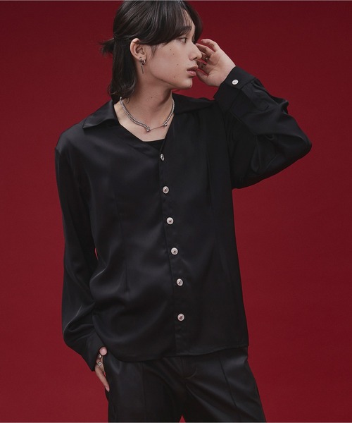 Ellno Loset(エルノロゼット)の「【SEME】metal button satin skipper shirt(シャツ/ブラウス・メンズ・オフホワイト/ブラック・SMALL/LARGE/MEDIUM)」の1枚目の写真
