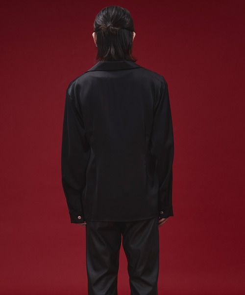 Ellno Loset(エルノロゼット)の「【SEME】metal button satin skipper shirt(シャツ/ブラウス・メンズ・オフホワイト/ブラック・SMALL/LARGE/MEDIUM)」の15枚目の写真