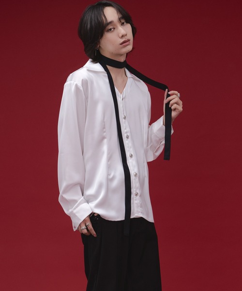 Ellno Loset(エルノロゼット)の「【SEME】metal button satin skipper shirt(シャツ/ブラウス・メンズ・オフホワイト/ブラック・SMALL/LARGE/MEDIUM)」の21枚目の写真