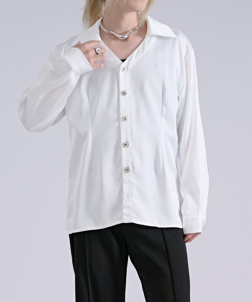 Ellno Loset(エルノロゼット)の「【SEME】metal button satin skipper shirt(シャツ/ブラウス・メンズ・オフホワイト/ブラック・SMALL/LARGE/MEDIUM)」の5枚目の写真