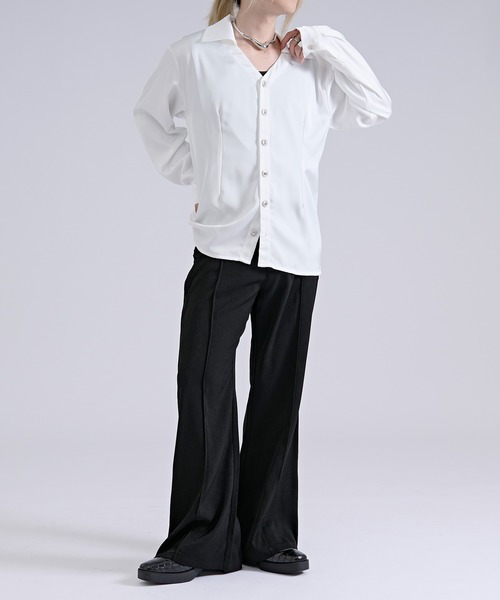 Ellno Loset(エルノロゼット)の「【SEME】metal button satin skipper shirt(シャツ/ブラウス・メンズ・オフホワイト/ブラック・SMALL/LARGE/MEDIUM)」の7枚目の写真