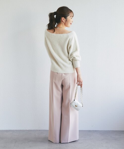 La boutique BonBon(ラブティックボンボン)の「【9/13(日)予約開始!miki監修】ラメヘアリーウールカシミヤ混オフショルニット(ニット/セーター・レディース・モカ/ピンク/オフホワイト・FREE)」の22枚目の写真