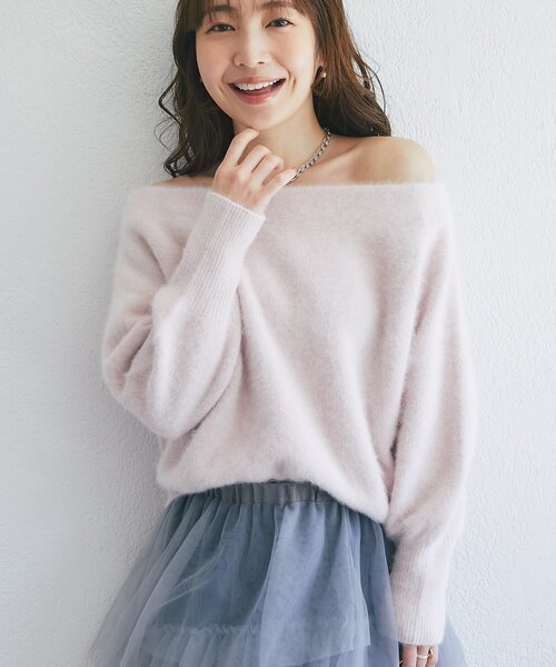 La boutique BonBon(ラブティックボンボン)の「【9/13(日)予約開始!miki監修】ラメヘアリーウールカシミヤ混オフショルニット(ニット/セーター・レディース・モカ/ピンク/オフホワイト・FREE)」の19枚目の写真