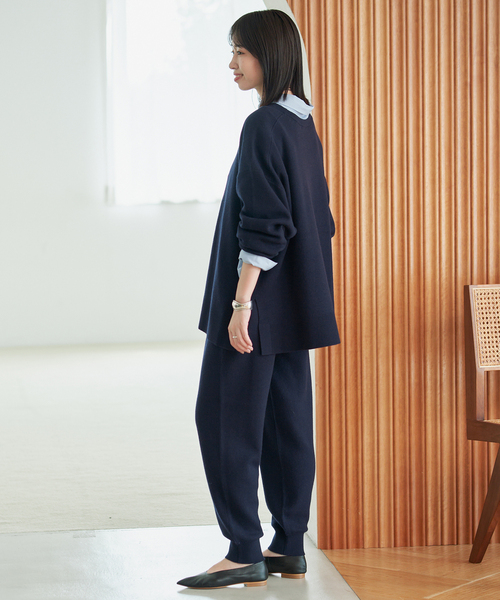 SLOBE IENA(スローブイエナ)の「《シリーズあり/》ウォッシャブルスムースニットジョガーパンツ(その他パンツ・レディース・ネイビー/チャコールグレー・FREE)」の14枚目の写真