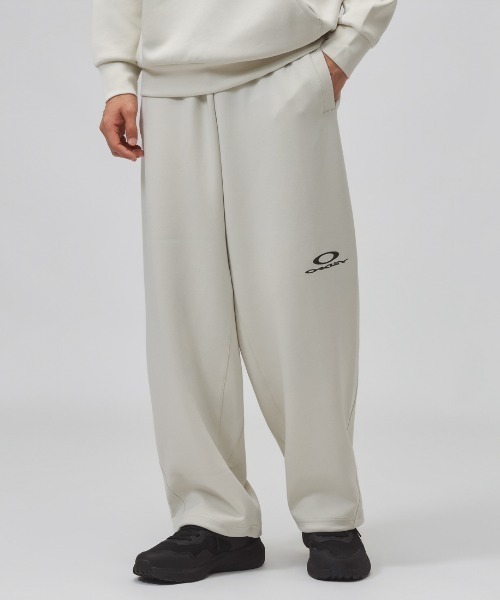 OAKLEY（オークリー）の「オークリー OAKLEY NEW RETRO FLEECE PANTS 2.7（その他パンツ・メンズ・ブラック/アーミー/オフホワイト・M/L/LL/3L）」の2枚目の写真