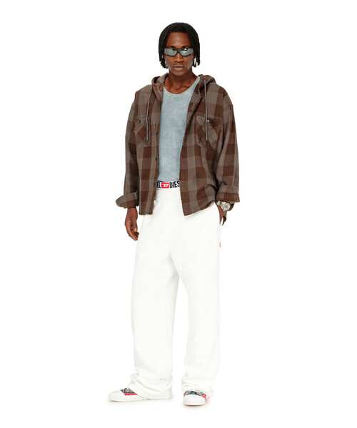 DIESEL（ディーゼル）の「メンズ スウェットパンツ P-MARTAINS-CRYSTALS（スウェットパンツ・メンズ・ブラック/オフホワイト・LARGE/MEDIUM/SMALL）」の3枚目の写真