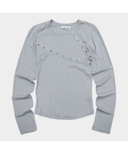PLACE STUDIO（プレイススタジオ）の「リベットディテール ラウンドネック セミクロップド コットン 長袖 Tシャツ_3COLOR（Tシャツ/カットソー・レディース・ブラック/グレー/アイボリー・FREE）」の3枚目の写真
