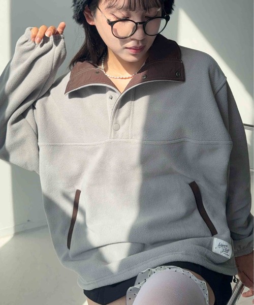 AS KNOW AS plus(アズノゥアズプラス)の「☆ドロスト付き 配色フリースアノラック【UNISEX ITEM】(その他アウター・レディース・グレー/ブラウン/ネイビー/アイボリー・FREE)」の3枚目の写真