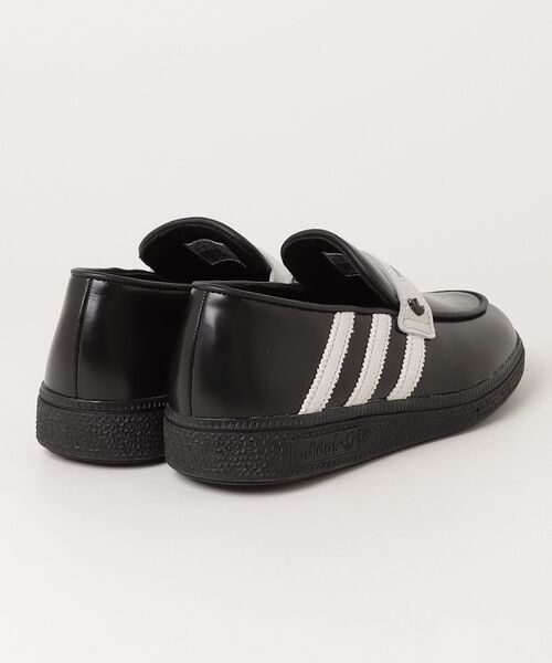 adidas(アディダス)の「ハンドボール スペツィアル ローファー / HANDBALL SPEZIAL LOAFER / アディダスオリジナルス adidas Originals(スニーカー・レディース・ブラック・26.5cm/25.5cm/24.5cm/24.0cm/23.5cm/23.0cm/25.0cm/26.0cm/29.5cm/29.0cm/27.5cm/27.0cm/22.0cm/28.0cm/22.5cm/28.5cm/30.0cm)」の2枚目の写真