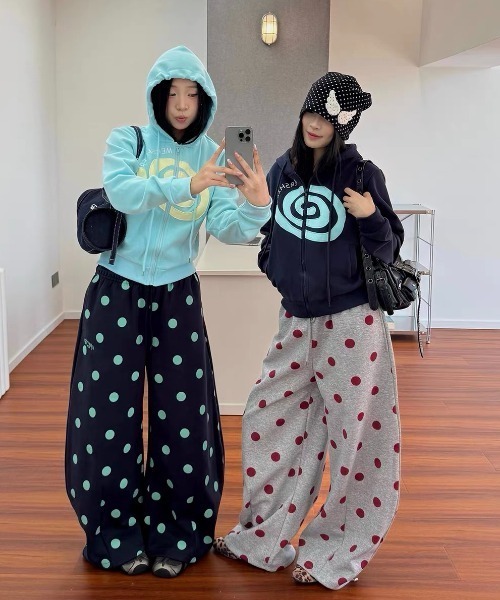 Lis ardent(リスアルダン)の「2026AW ワンポイント刺繍 ドット柄ワイドスウェットパンツ/イージーワイドパンツ(スウェットパンツ・レディース・ネイビー/グレー・M)」の11枚目の写真