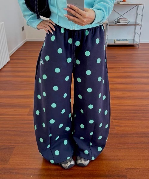 Lis ardent(リスアルダン)の「2026AW ワンポイント刺繍 ドット柄ワイドスウェットパンツ/イージーワイドパンツ(スウェットパンツ・レディース・ネイビー/グレー・M)」の14枚目の写真