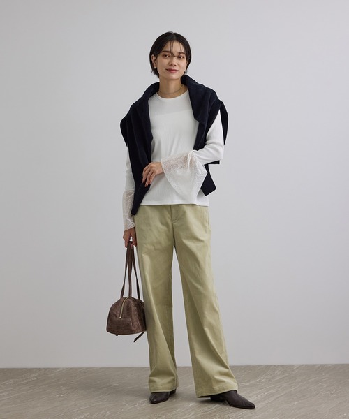 SALON adam et rope'(サロン アダム エ ロペ)の「カフフレアミスティチュールロンT(Tシャツ/カットソー・レディース・ブラック/オフホワイト・FREE)」の3枚目の写真