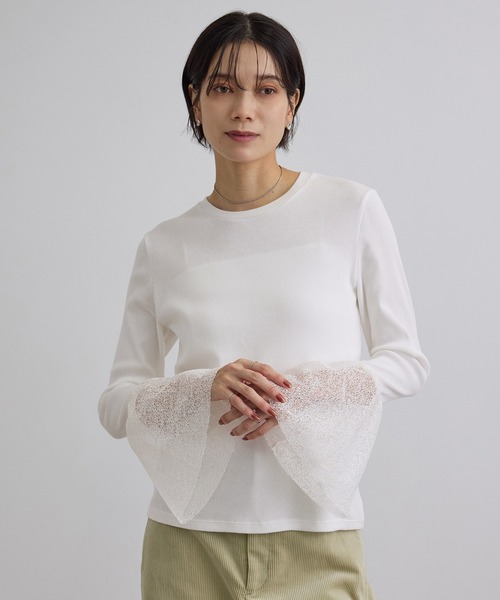 SALON adam et rope'(サロン アダム エ ロペ)の「カフフレアミスティチュールロンT(Tシャツ/カットソー・レディース・ブラック/オフホワイト・FREE)」の5枚目の写真