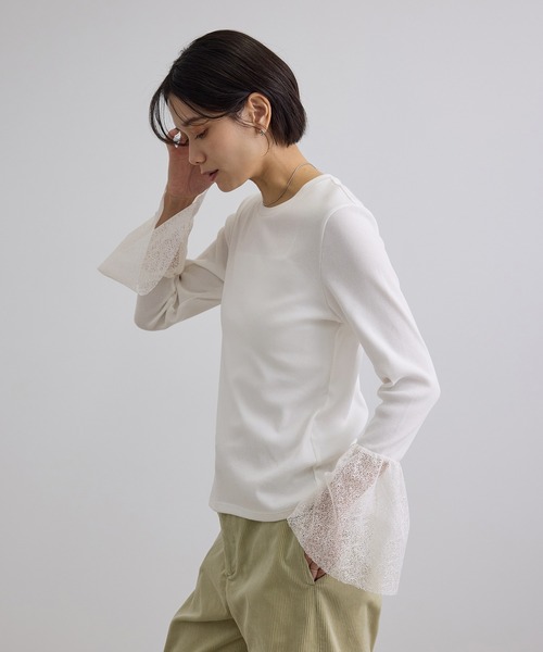 SALON adam et rope'(サロン アダム エ ロペ)の「カフフレアミスティチュールロンT(Tシャツ/カットソー・レディース・ブラック/オフホワイト・FREE)」の7枚目の写真