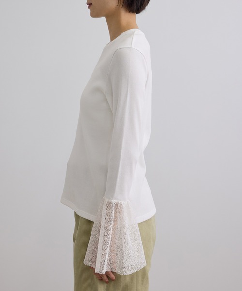 SALON adam et rope'(サロン アダム エ ロペ)の「カフフレアミスティチュールロンT(Tシャツ/カットソー・レディース・ブラック/オフホワイト・FREE)」の19枚目の写真