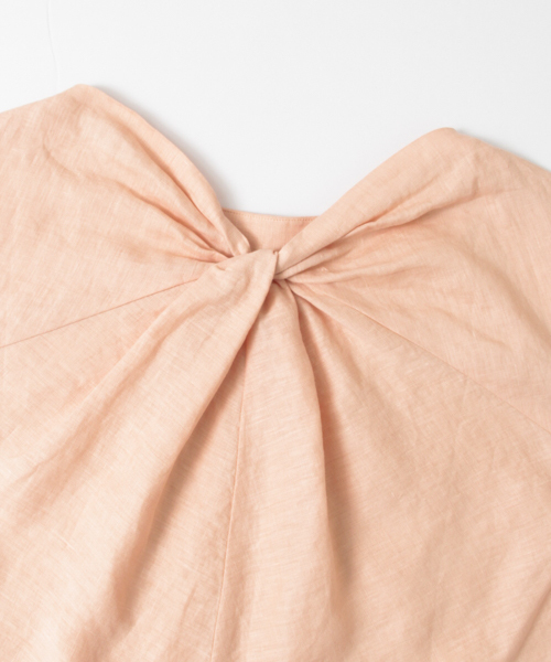 URBAN RESEARCH（アーバンリサーチ）の「UR 袖レースリネンブラウス（シャツ/ブラウス・レディース・ネイビー/サーモンピンク/オフホワイト・FREE）」の15枚目の写真