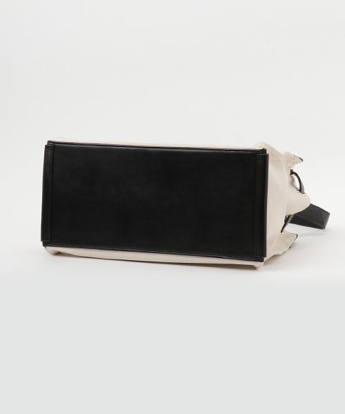 Banner Barrett(バナーバレット)の「【LE VERNIS】キャンパス×レザーBAG(トートバッグ・レディース・ブラック×ホワイト/キャメル/アイボリー/ブラック・FREE)」の10枚目の写真
