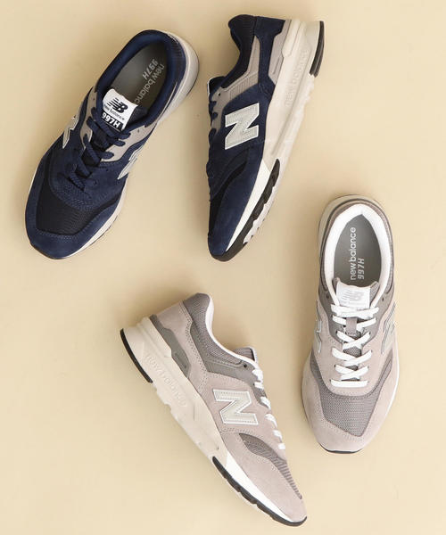 NEW BALANCE(ニューバランス)の「<New Balance(ニューバランス)>∴CM997H CLASSIC スニーカー(スニーカー・レディース・ネイビー/ライトグレー・23.5cm/24cm/22.5cm/24.5cm/25cm/23cm)」の3枚目の写真