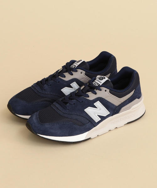 NEW BALANCE(ニューバランス)の「<New Balance(ニューバランス)>∴CM997H CLASSIC スニーカー(スニーカー・レディース・ネイビー/ライトグレー・23.5cm/24cm/22.5cm/24.5cm/25cm/23cm)」の4枚目の写真