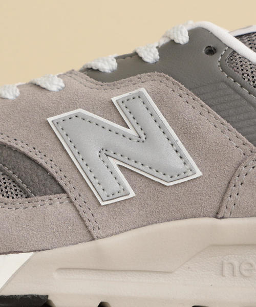 NEW BALANCE(ニューバランス)の「<New Balance(ニューバランス)>∴CM997H CLASSIC スニーカー(スニーカー・レディース・ネイビー/ライトグレー・23.5cm/24cm/22.5cm/24.5cm/25cm/23cm)」の10枚目の写真