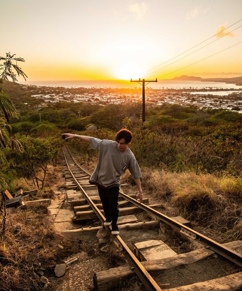 glamb（グラム）の「Nixon sporty CS / ニクソンスポーティカットソー（Tシャツ/カットソー・メンズ・グレー/ホワイト/ブラック/ホワイト系その他2/ブラック系その他2/ネイビー/カーキ・1/2/0/4/3）」の21枚目の写真