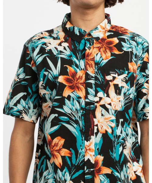 RVCA（ルーカ）の「RVCA メンズ  MONTAGUE FLORAL ショートスリーブシャツ/ルーカー トロピカルプリント（シャツ/ブラウス・メンズ・ブラック・SMALL/MEDIUM/LARGE）」の10枚目の写真