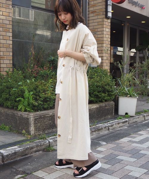 tiptop(ティップトップ)の「ウェストリボンガウンワンピース(ワンピース・レディース・カーキ/ネイビー/ベージュ/アイボリー・FREE)」の5枚目の写真
