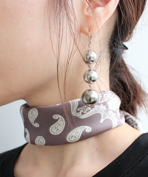 Factor=�i�t�@�N�^�[�C�R�[���j�́u�z�F�y�C�Y���[���X�J�[�t�i�o���_�i/�X�J�[�t�j�v�b�O���[