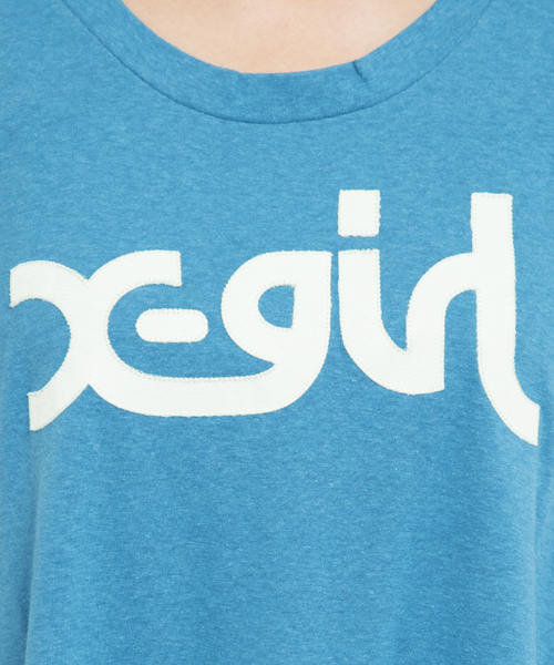 X-girl（エックスガール）の「LOGO S/S FLARE TEE DRESS（ワンピース・レディース・ホワイト/ブラック/ブルー・2/1）」の5枚目の写真