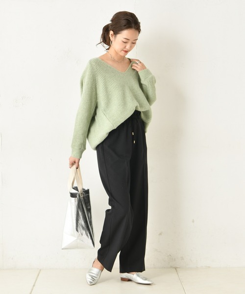 DouDou（ドゥドゥ）の「片畦Vプルオーバー（ニット/セーター・レディース・ベージュ/ブラウン/グリーン・FREE）」の16枚目の写真