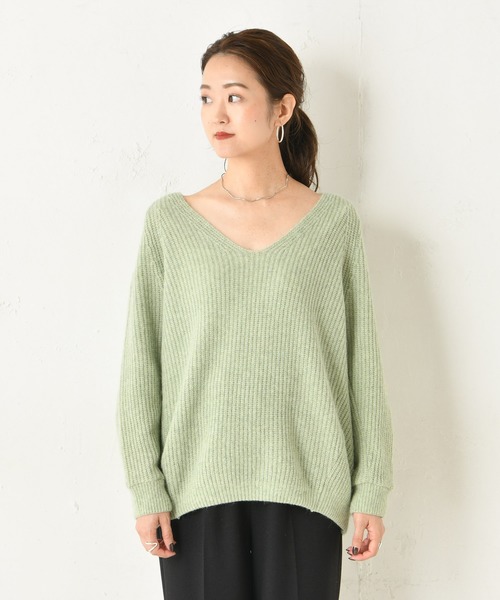 DouDou（ドゥドゥ）の「片畦Vプルオーバー（ニット/セーター・レディース・ベージュ/ブラウン/グリーン・FREE）」の17枚目の写真